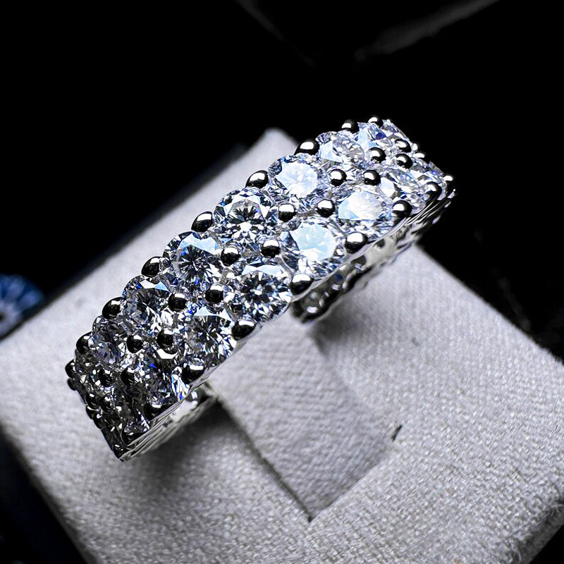 NANLUV Éternelle Royale - Moissanite Eternity Band