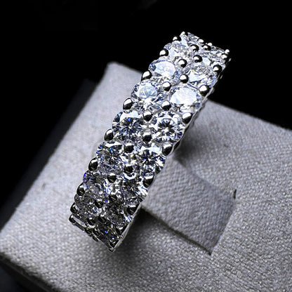 NANLUV Éternelle Royale - Moissanite Eternity Band