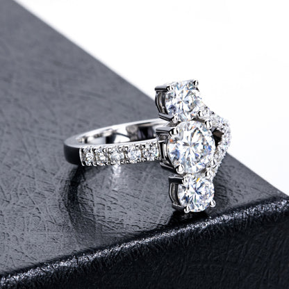 NANLUV V-Crown Three-Stone Moissanite Ring – 2.36CTTW