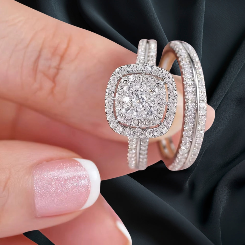 NANLUV Éclat Halo Moissanite Bridal Set